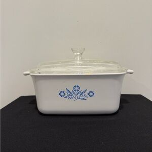 Corning Ware blue cornflower baking dish P-4-B 1 1/2qt with lid